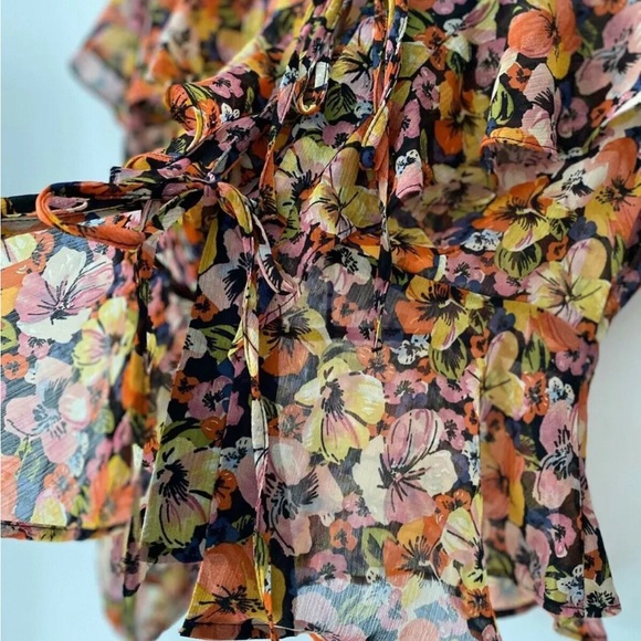 Topshop Ruffle Chiffon Blouse Tie Front Sizes 6, 8 - Picture 2 of 3